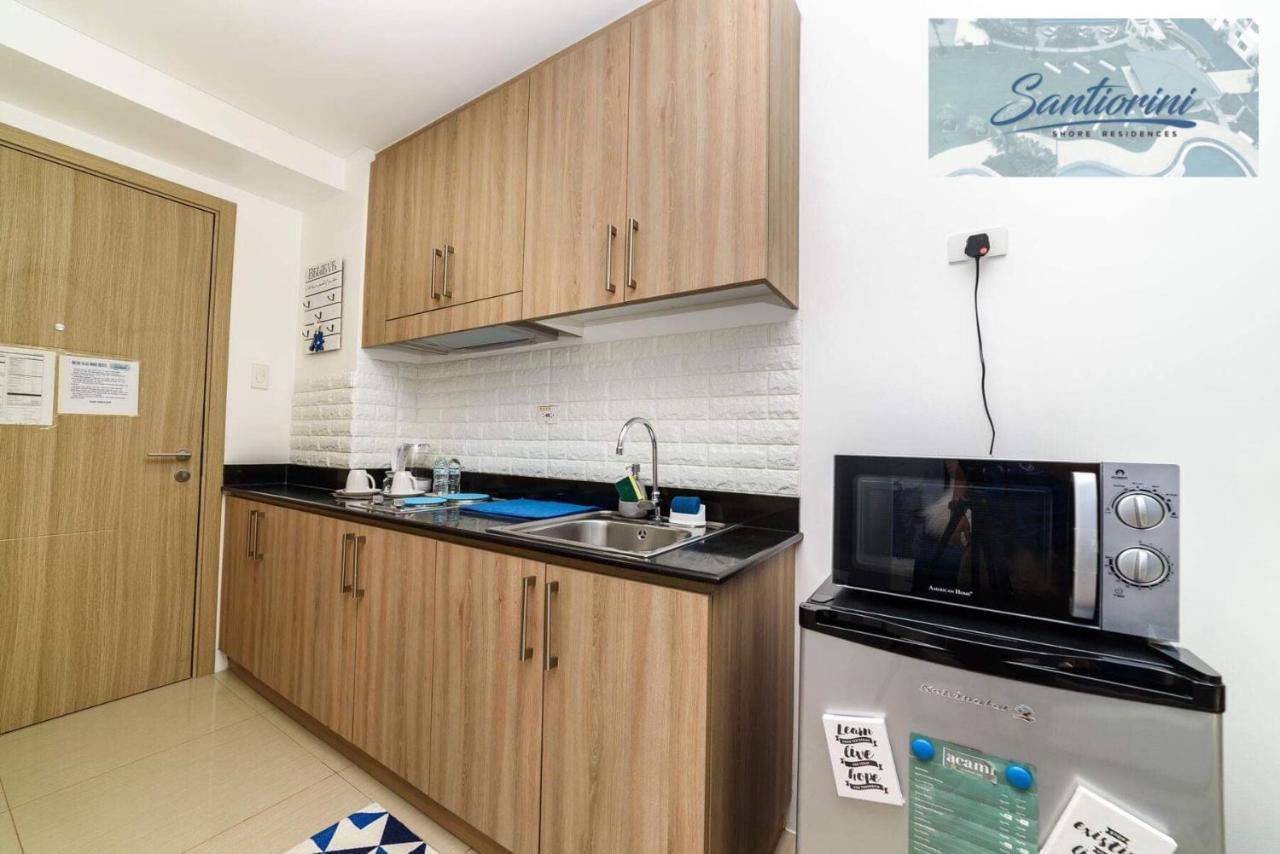 Santiorini At Shore Residences Pasay Exterior photo